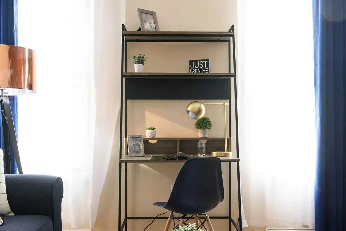 Appartement 428-4R Prime Midtown Large 2 Bedroom Newly Furnished New York